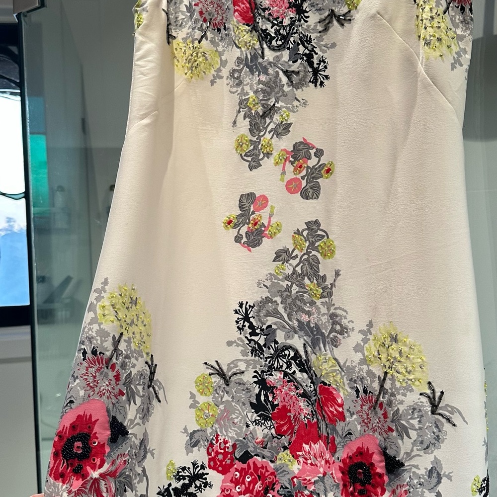 Yoana Baraschi Chic Dress with Floral Accents and Elegant Embellishments